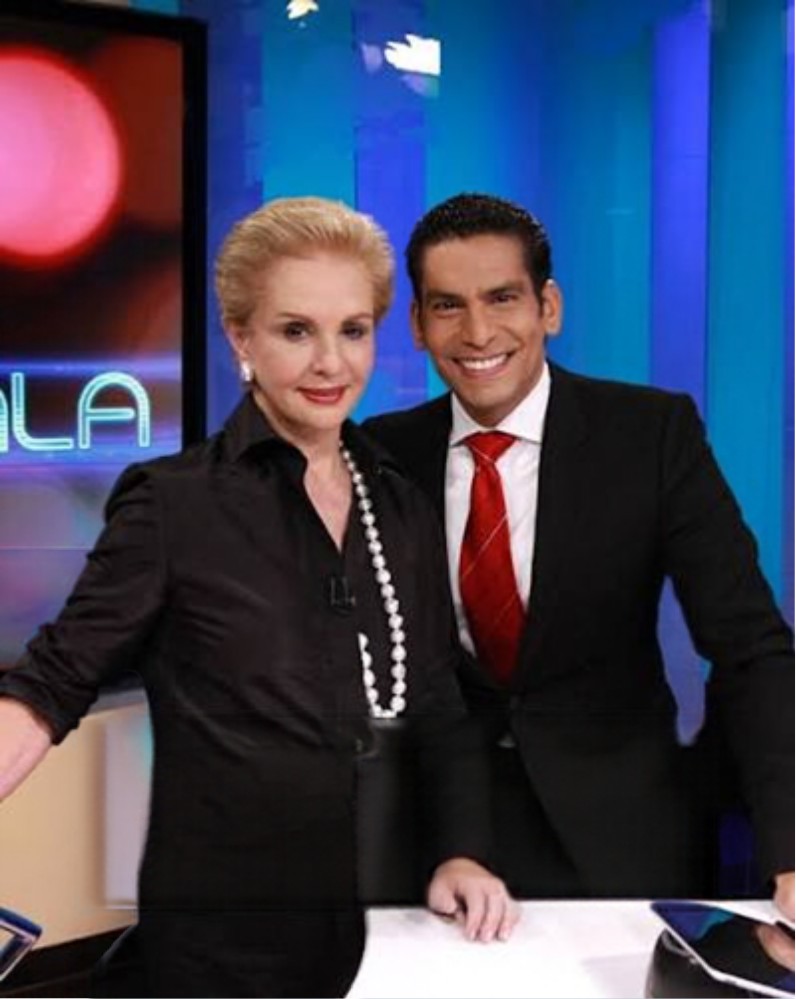 Ismael Cala junto a Carolina Herrera